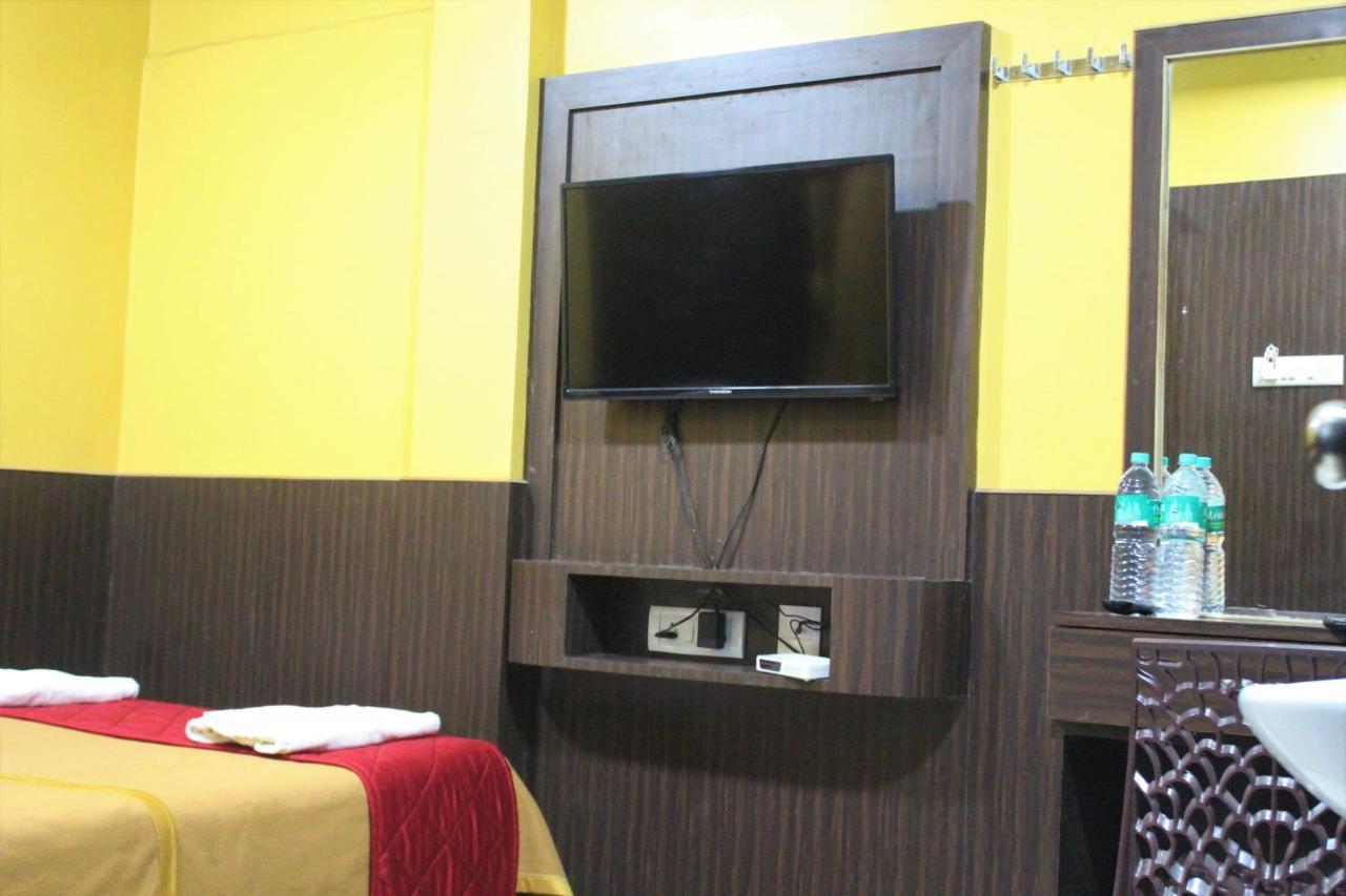 Gsr Residency Hotel Kanchipuram Exterior photo